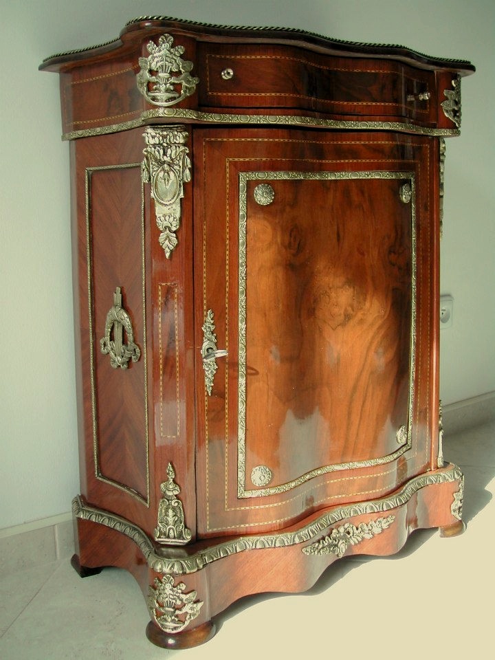 Re&scaron;taurovanie n&aacute;bytku