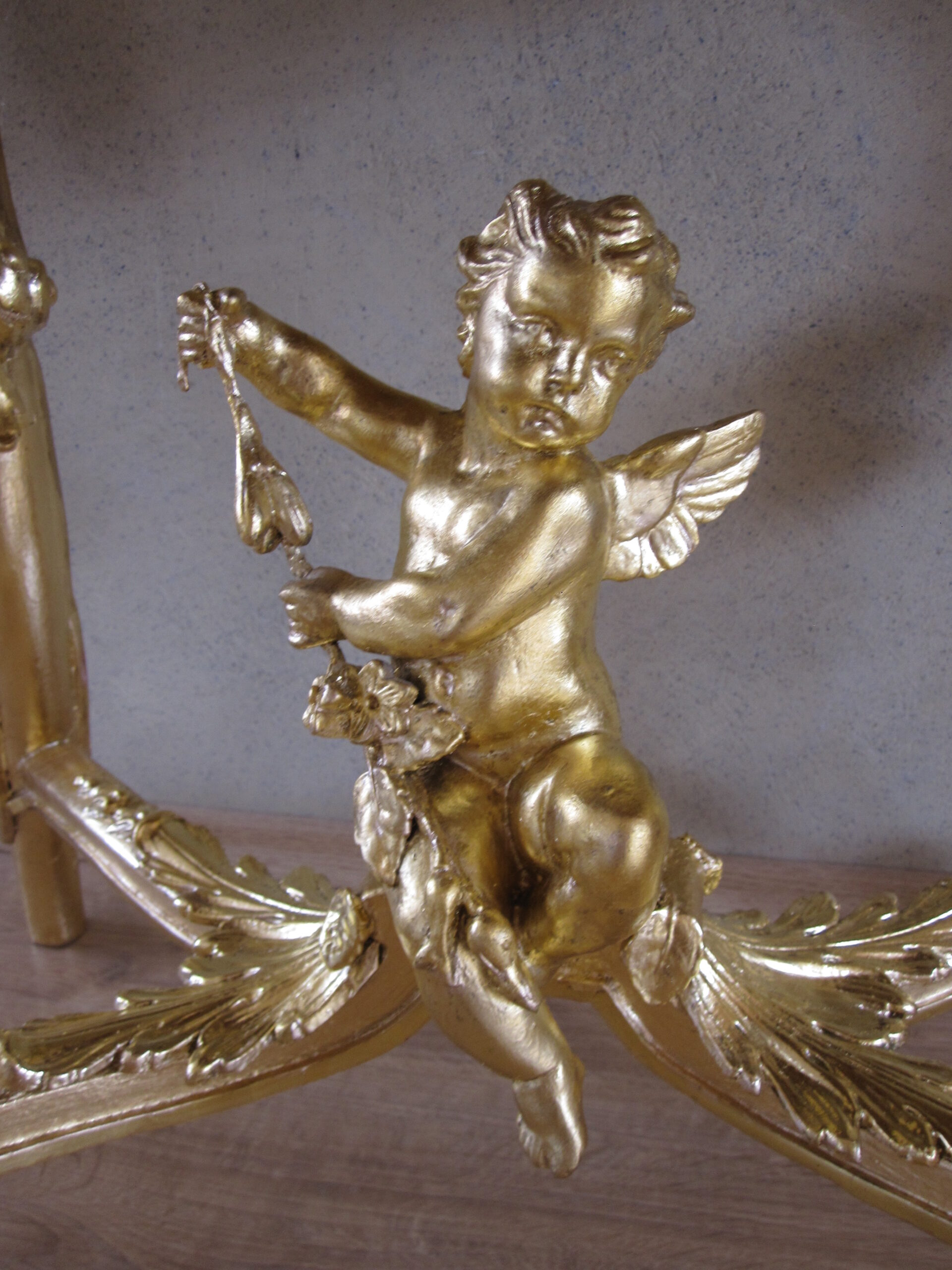 Pozlacovanie a patinovanie