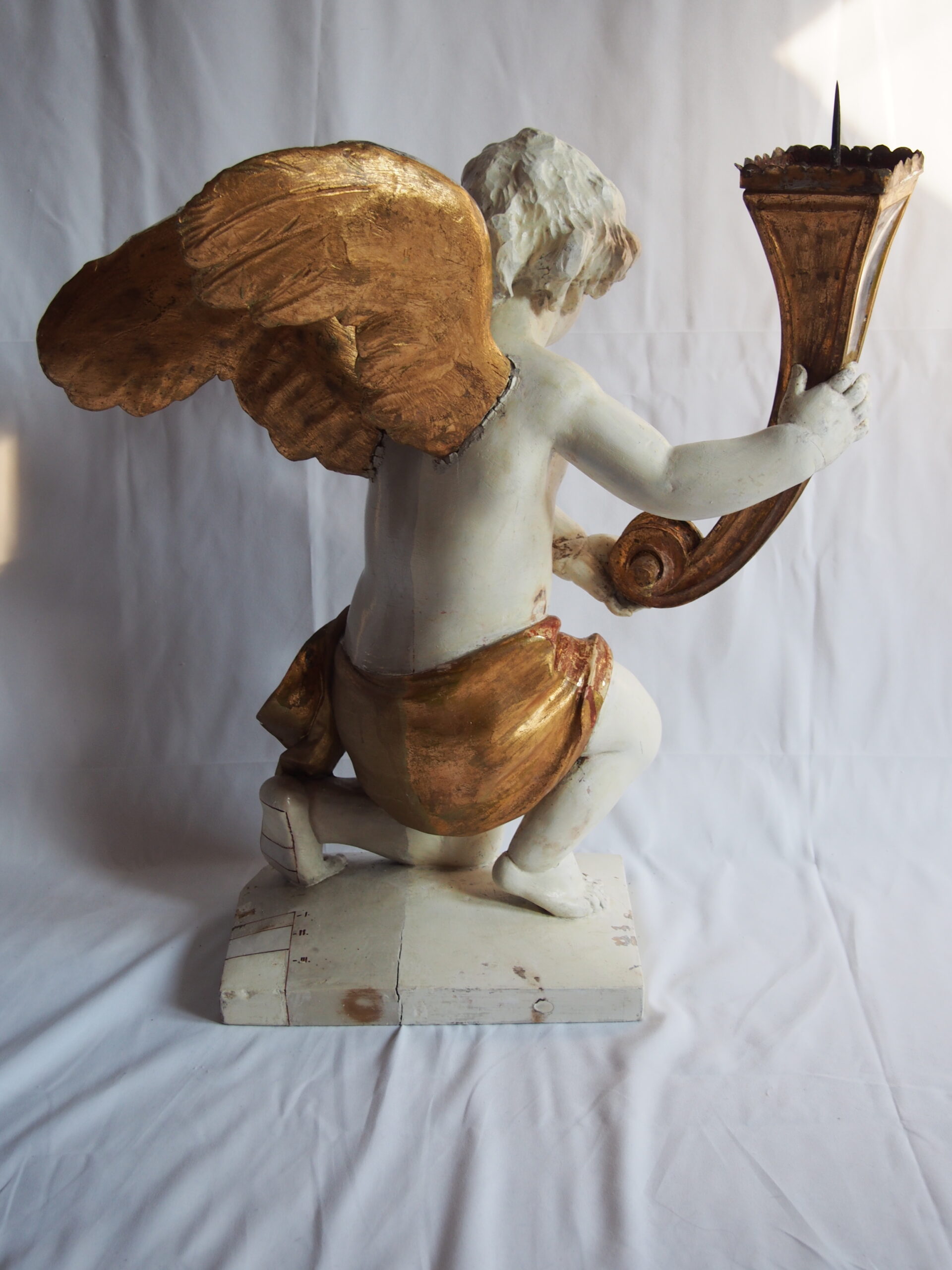 Re&scaron;taurovanie sochy